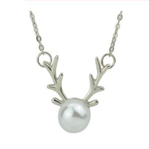 Antler Pearl Necklace